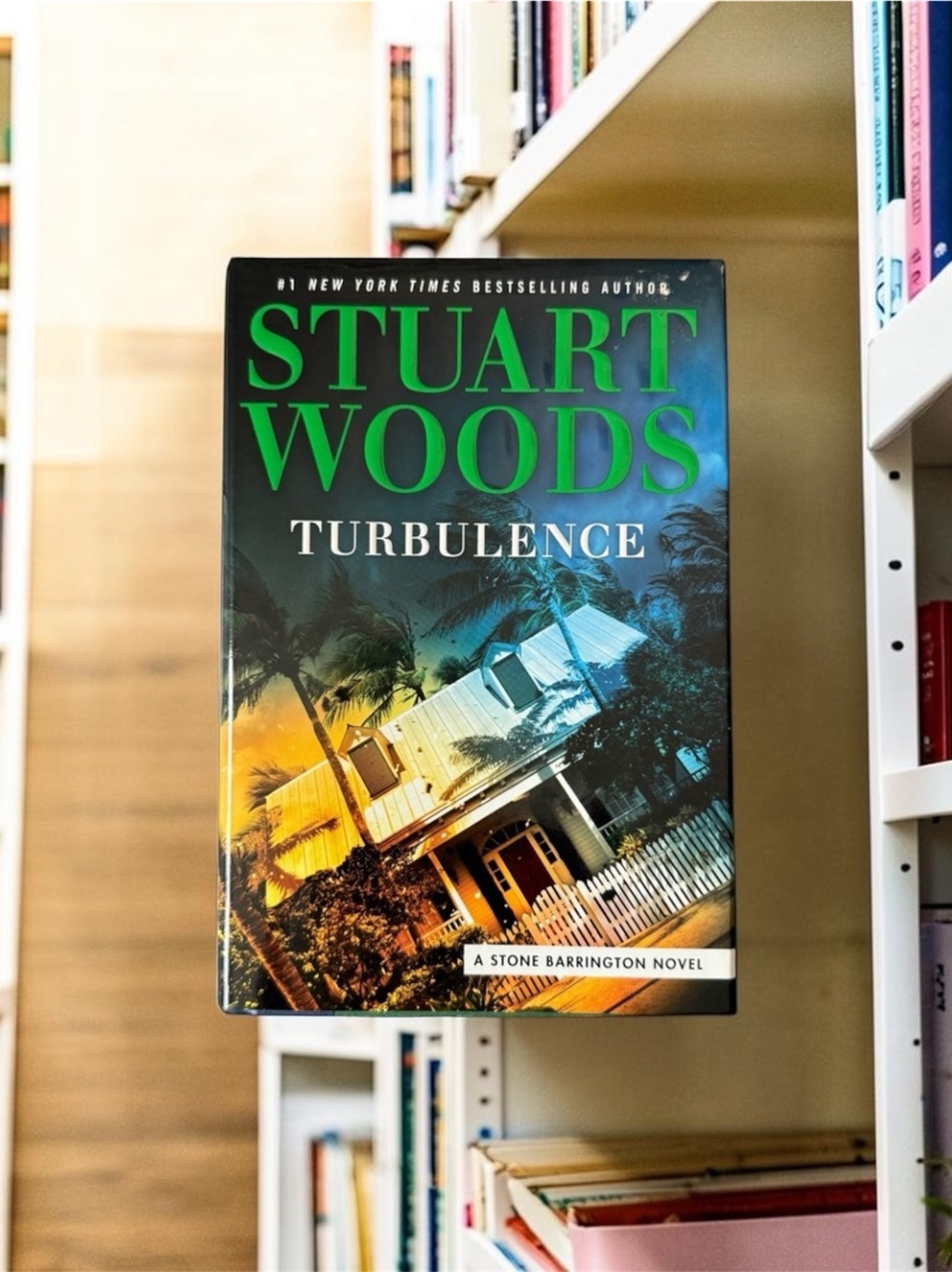 🏡NWOT Stuart Woods 'Turbulence' Hardcover Book